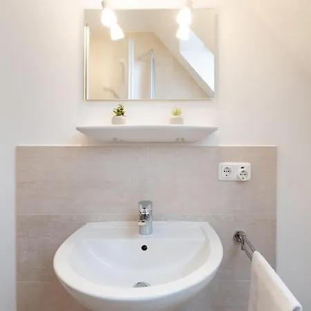 Mittelweg 6 4 Apartament