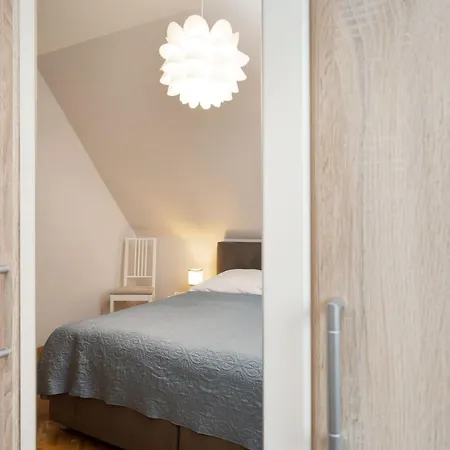 Mittelweg 6 4 Apartment