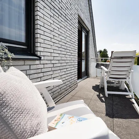 Apartament Mittelweg 6 4